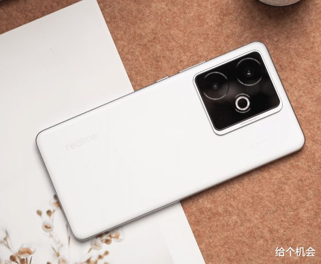 2025公认“信号无死角”的3款手机16G+512G价格实惠好评率高(图7)